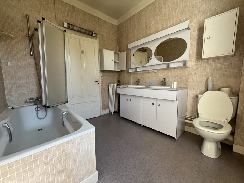 Vente Maison TULLE - 11 pièces -177 m² - (19000)
