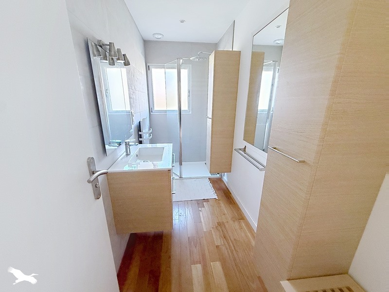 Vente Maison Cestas - 7 pièces -180 m² - (33610)