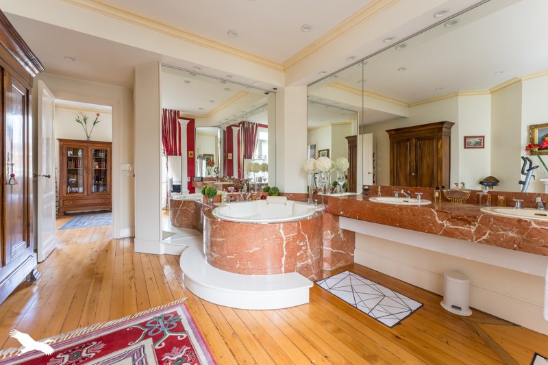 Vente Maison BORDEAUX - 6 pièces -170 m² - (33000)