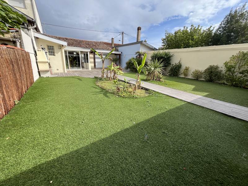 Vente Maison Bordeaux - 4 pièces -111 m² - (33000)
