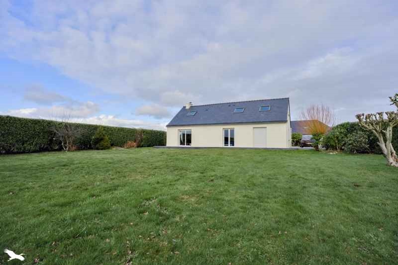 Vente Maison PLOUGUIN - 7 pièces -132 m² - (29830)