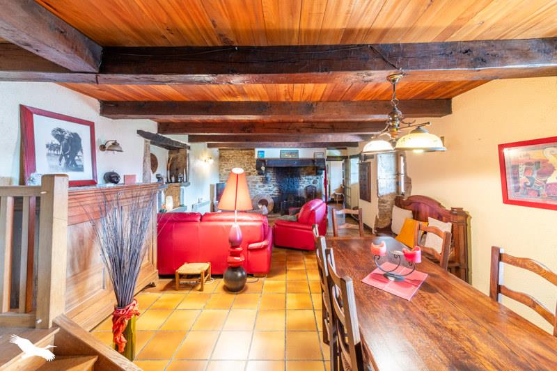 Vente Maison Lugagnac - 5 pièces -190 m² - (46260)