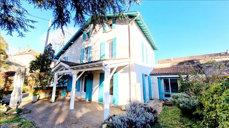 Vente Maison CAHORS - 8 pièces -168 m² - (46000)