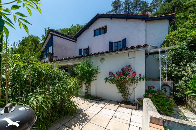 Vente Maison CAHORS - 8 pièces -196 m² - (46000)