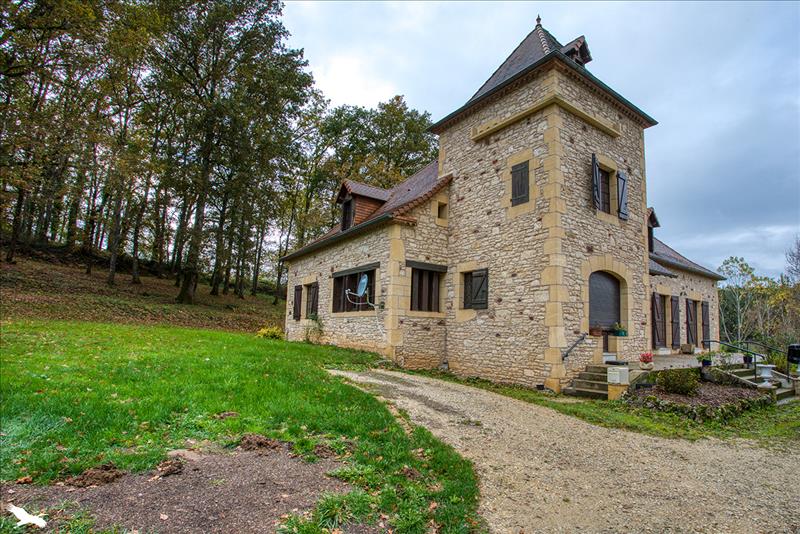 Vente Maison CAZALS - 8 pièces -267 m² - (46250)