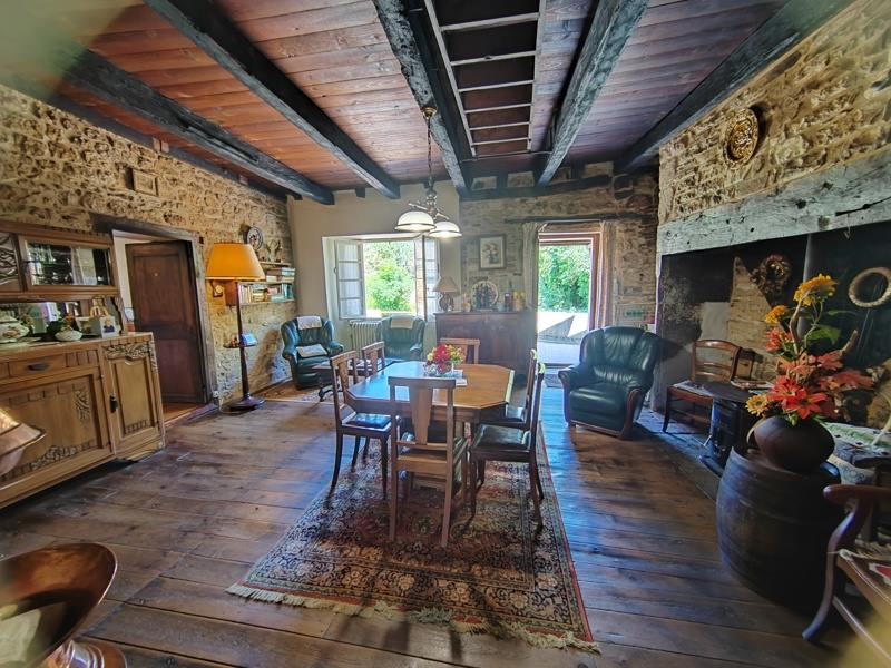 Vente Maison ST GERMAIN DU BEL AIR - 4 pièces -74 m² - (46310)