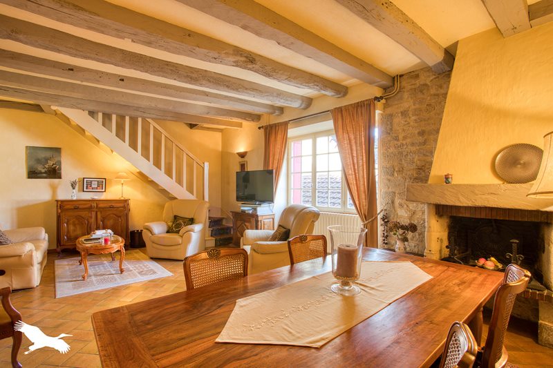 Vente Maison ST GERMAIN DU BEL AIR - 6 pièces -139 m² - (46310)