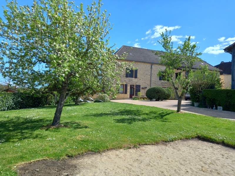 Vente Maison GOURDON - 7 pièces -185 m² - (46300)