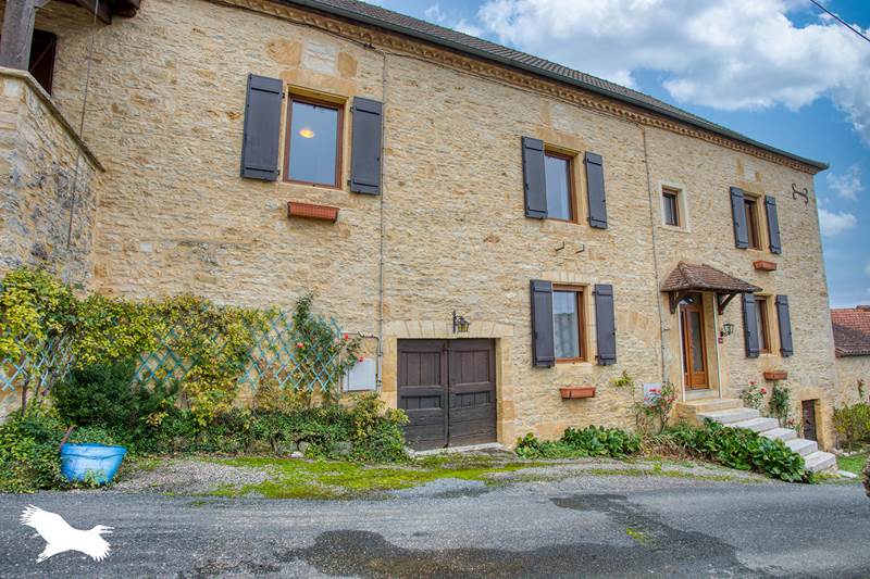 Vente Maison GOURDON - 7 pièces -185 m² - (46300)