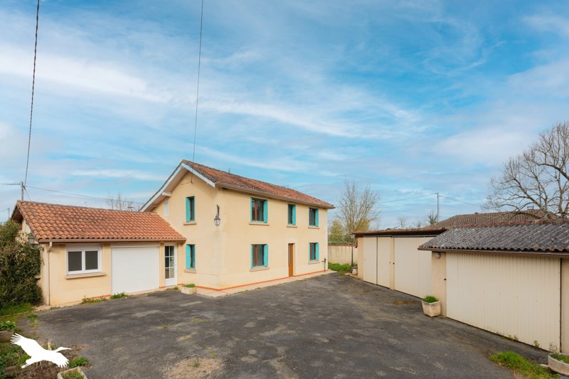 Vente Maison ST MICHEL - 8 pièces -186 m² - (32300)