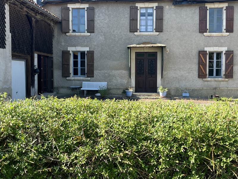 Vente Maison ST ELIX THEUX - 6 pièces -187 m² - (32300)