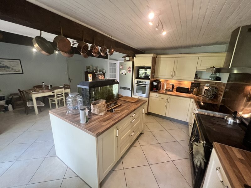 Vente Maison LACASSAGNE - 7 pièces -272 m² - (65140)