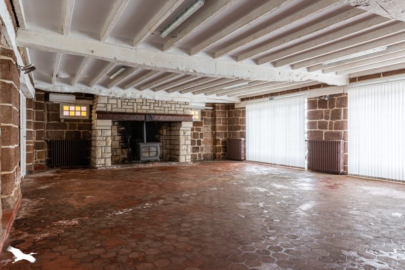 Vente Maison VARETZ - 24 pièces -1 100 m² - (19240)