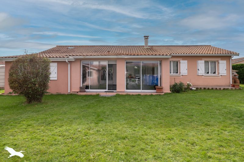 Vente Maison CUSSAC FORT MEDOC - 4 pièces -120 m² - (33460)