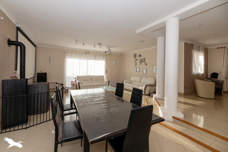 Vente Maison VERTHEUIL - 5 pièces -200 m² - (33180)