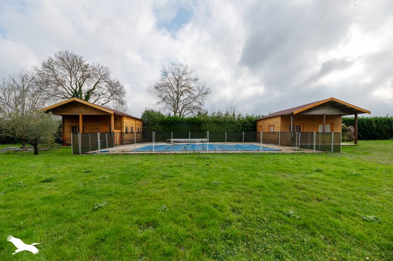 Vente Maison VERTHEUIL - 5 pièces -200 m² - (33180)