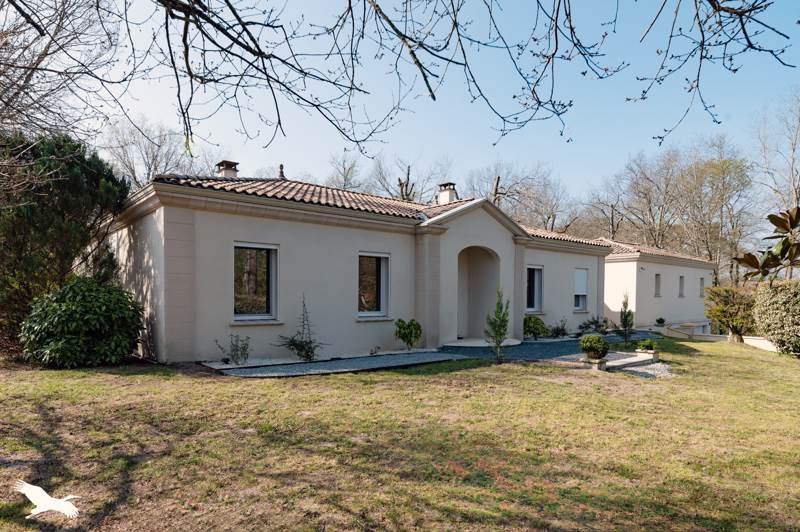 Vente Maison ST SAUVEUR - 5 pièces -155 m² - (33250)