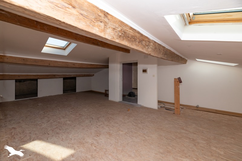 Vente Maison ST ESTEPHE - 7 pièces -200 m² - (33180)