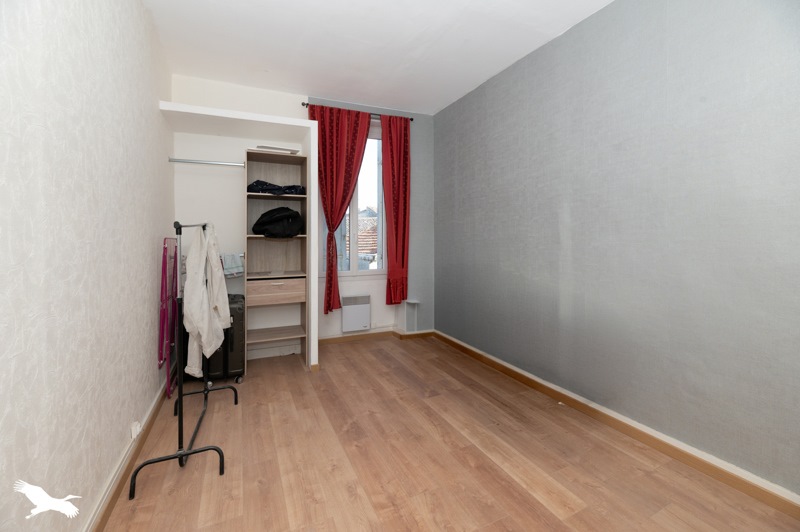 Vente Maison ST ESTEPHE - 7 pièces -200 m² - (33180)