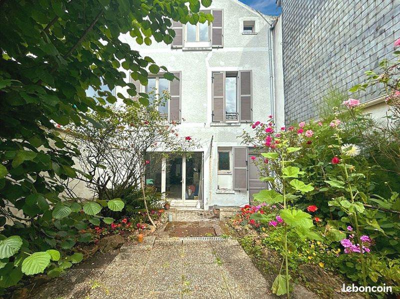 Vente Maison MANTES LA JOLIE - 6 pièces -148 m² - (78200)