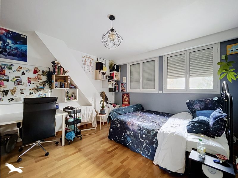 Vente Maison Mantes-la-Jolie - 7 pièces -205 m² - (78200)
