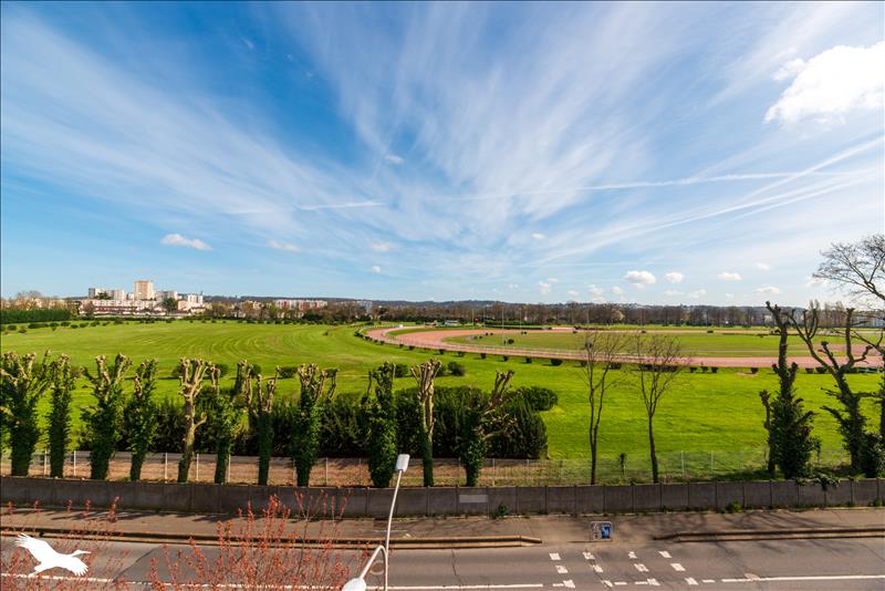 Vente Appartement EAUBONNE - 5 pièces -95 m² - (95600)