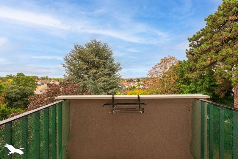 Vente Appartement EAUBONNE - 5 pièces -78 m² - (95600)