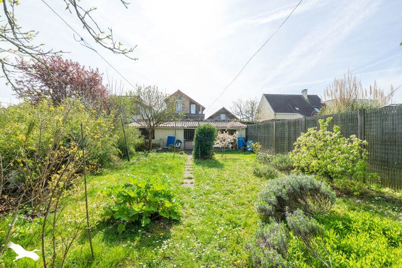 Vente Maison ERMONT - 6 pièces -136 m² - (95120)