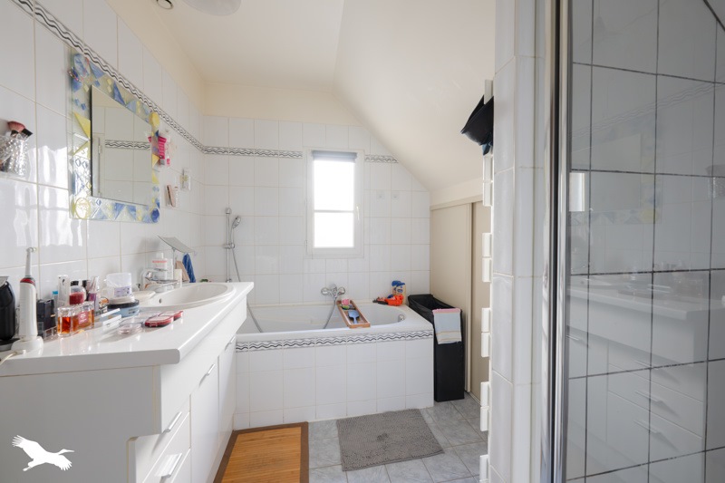 Vente Maison ERMONT - 6 pièces -130 m² - (95120)