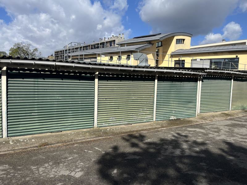 Vente Parking EAUBONNE - -  12 m² - (95600)