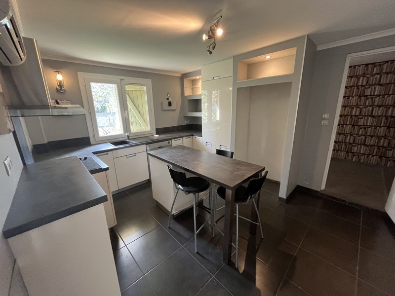 Vente Maison BOUJAN SUR LIBRON - 7 pièces -155 m² - (34760)
