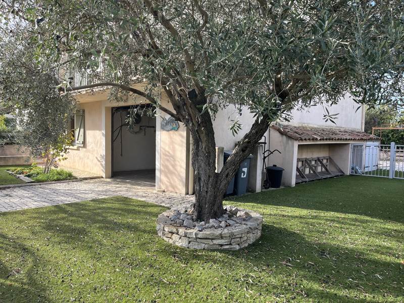 Vente Maison BOUJAN SUR LIBRON - 7 pièces -155 m² - (34760)