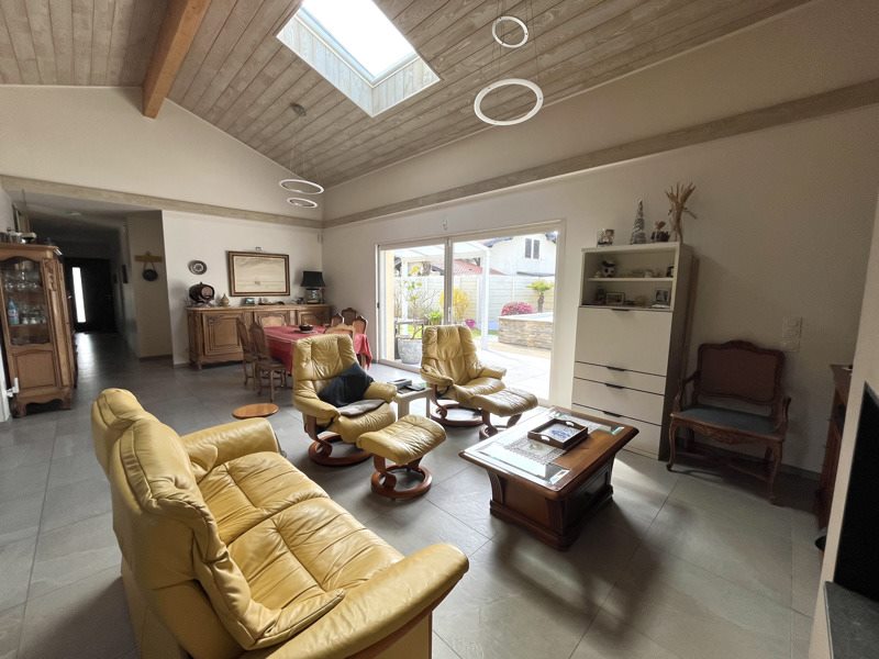 Vente Maison ST VINCENT DE TYROSSE - 4 pièces -141 m² - (40230)