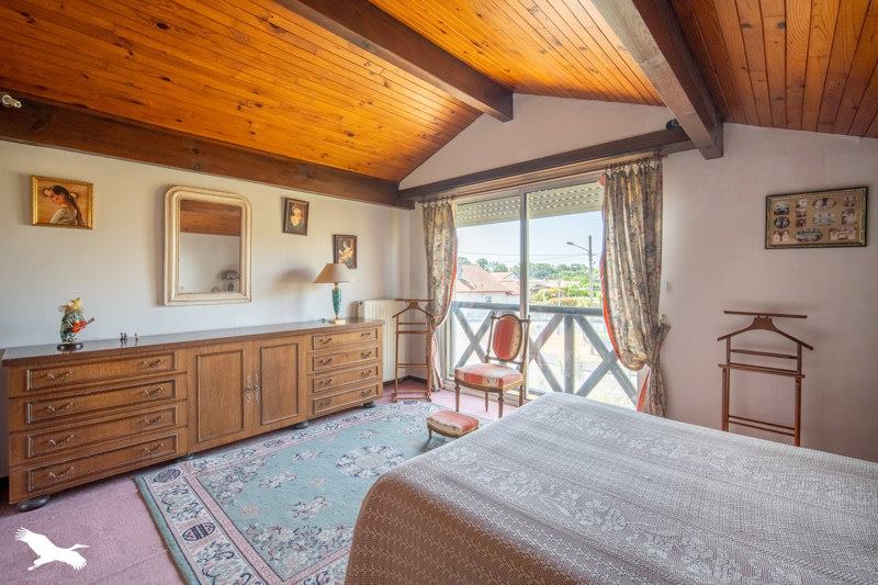 Vente Maison ST VINCENT DE TYROSSE - 6 pièces -200 m² - (40230)