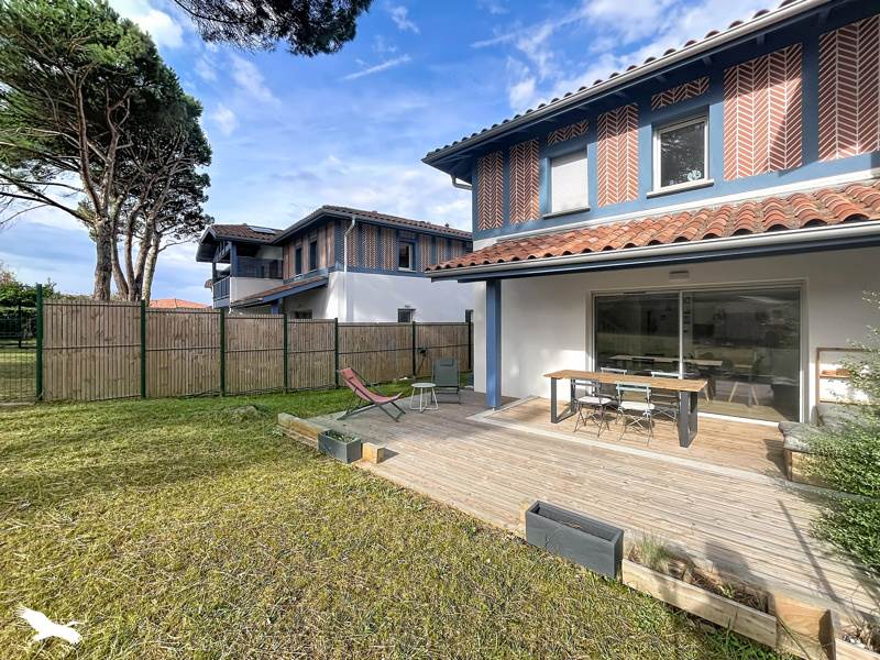 Maison 4 pièces 92 m² · à Tosse · 92 m² · 420 000 €