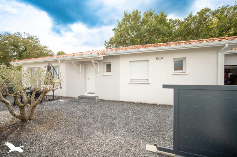 Vente Maison Saint-Martin-de-Hinx - 4 pièces -135 m² - (40390)