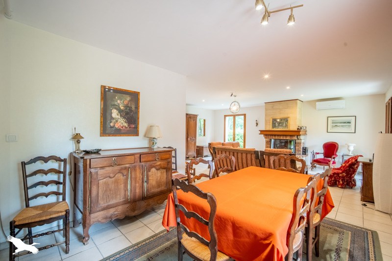 Vente Maison Saint-Jean-de-Marsacq - 7 pièces -190 m² - (40230)