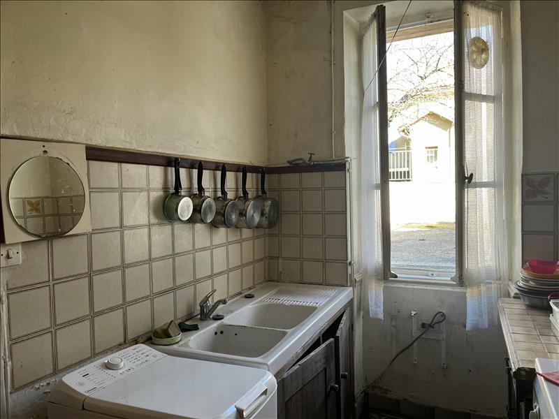 Vente Maison L ISLE JOURDAIN - 4 pièces -104 m² - (32600)