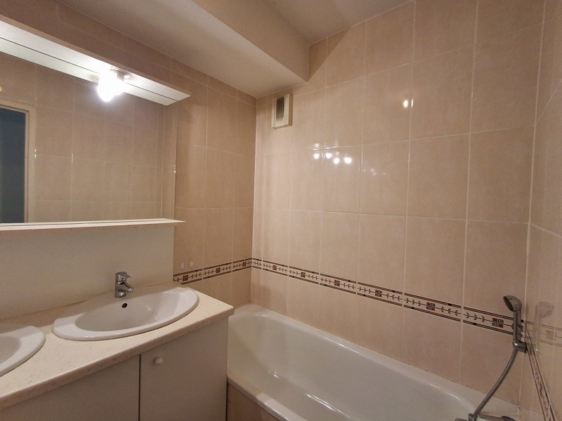 Vente Appartement GUJAN MESTRAS - 4 pièces -79 m² - (33470)