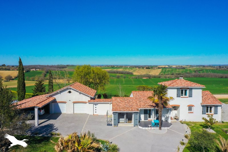 Vente Maison FREGOUVILLE - 6 pièces -162 m² - (32490)