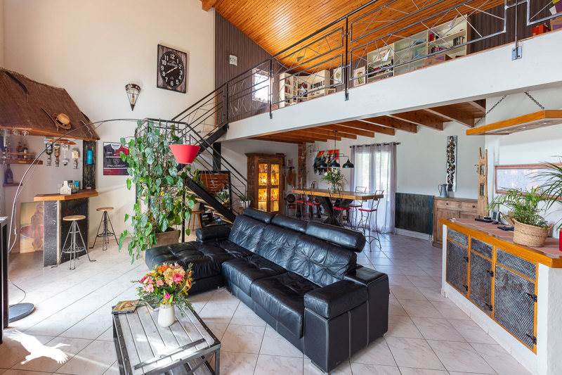 Vente Maison PUJAUDRAN - 6 pièces -199 m² - (32600)