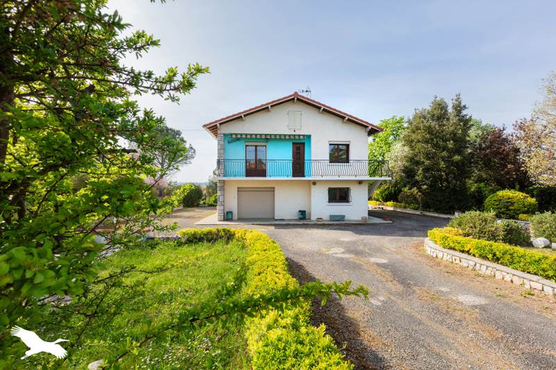 Vente Maison L ISLE JOURDAIN - 4 pièces -96 m² - (32600)