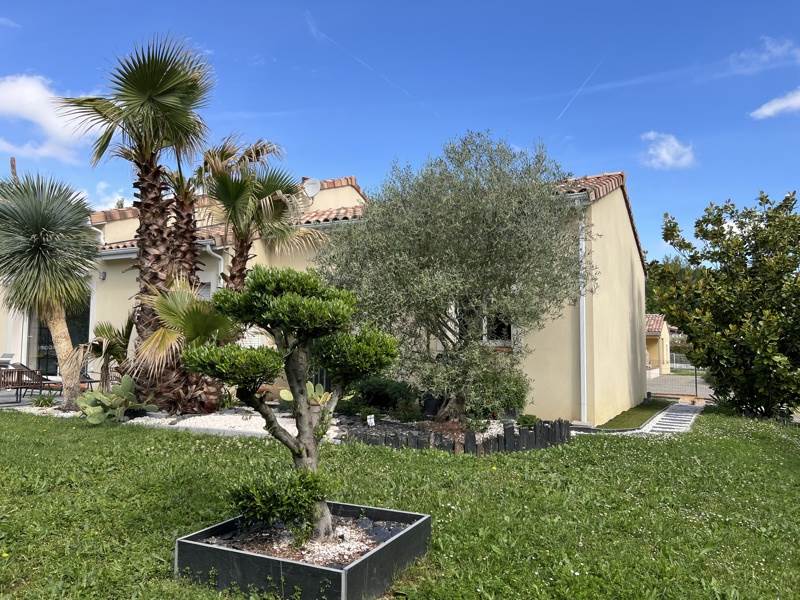 Vente Maison L ISLE JOURDAIN - 4 pièces -134 m² - (32600)