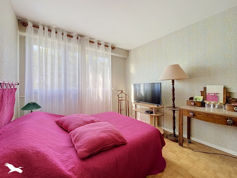 Vente Appartement AUBERGENVILLE - 4 pièces -74 m² - (78410)