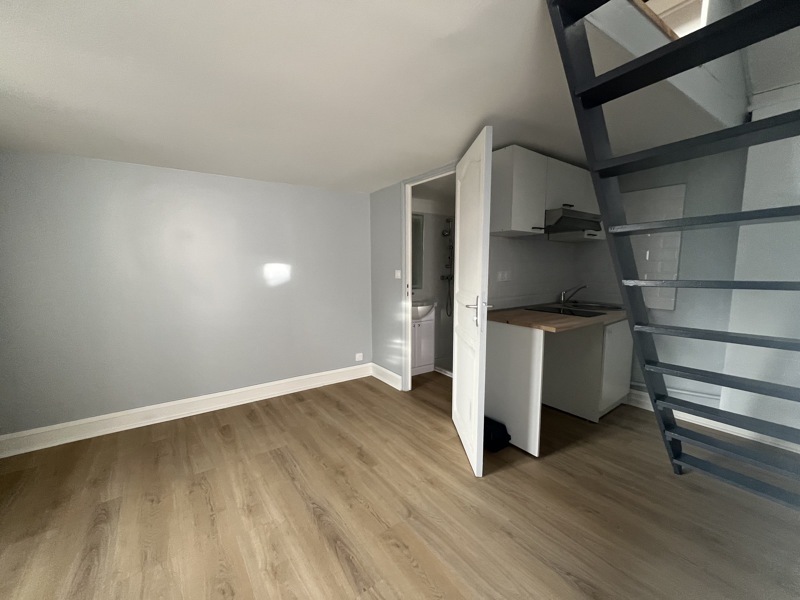 Vente Appartement MEULAN EN YVELINES - 1 pièce -14,7 m² - (78250)