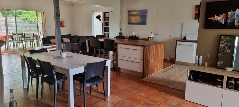 Vente Maison ST CAPRAIS DE BORDEAUX - 6 pièces -160 m² - (33880)