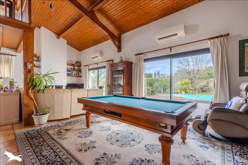 Vente Maison BOULIAC - 7 pièces -200 m² - (33270)