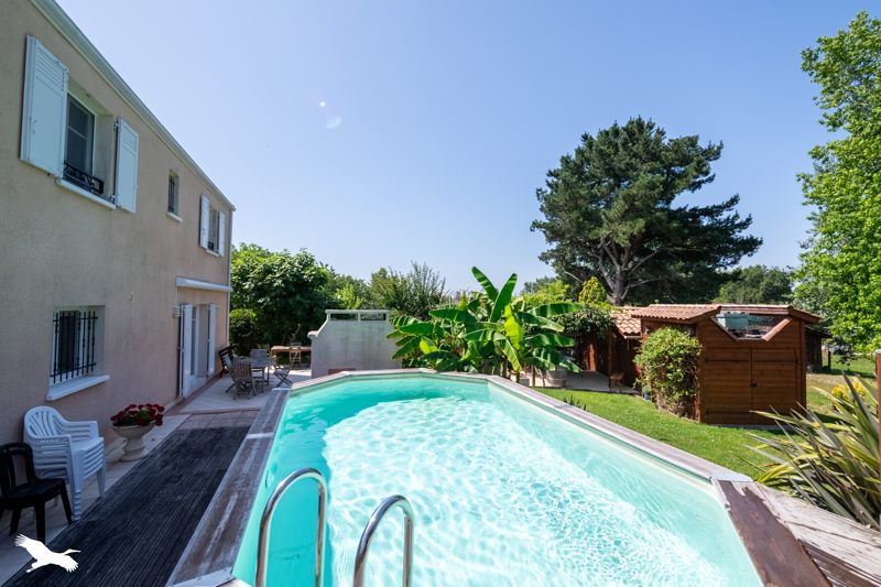 Vente Maison CARIGNAN DE BORDEAUX - 7 pièces -152 m² - (33360)
