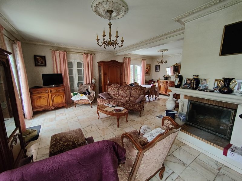 Vente Maison LATRESNE - 7 pièces -237 m² - (33360)