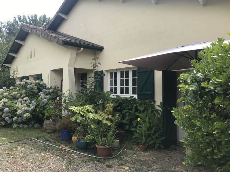 Vente Maison CARIGNAN DE BORDEAUX - 6 pièces -160 m² - (33360)